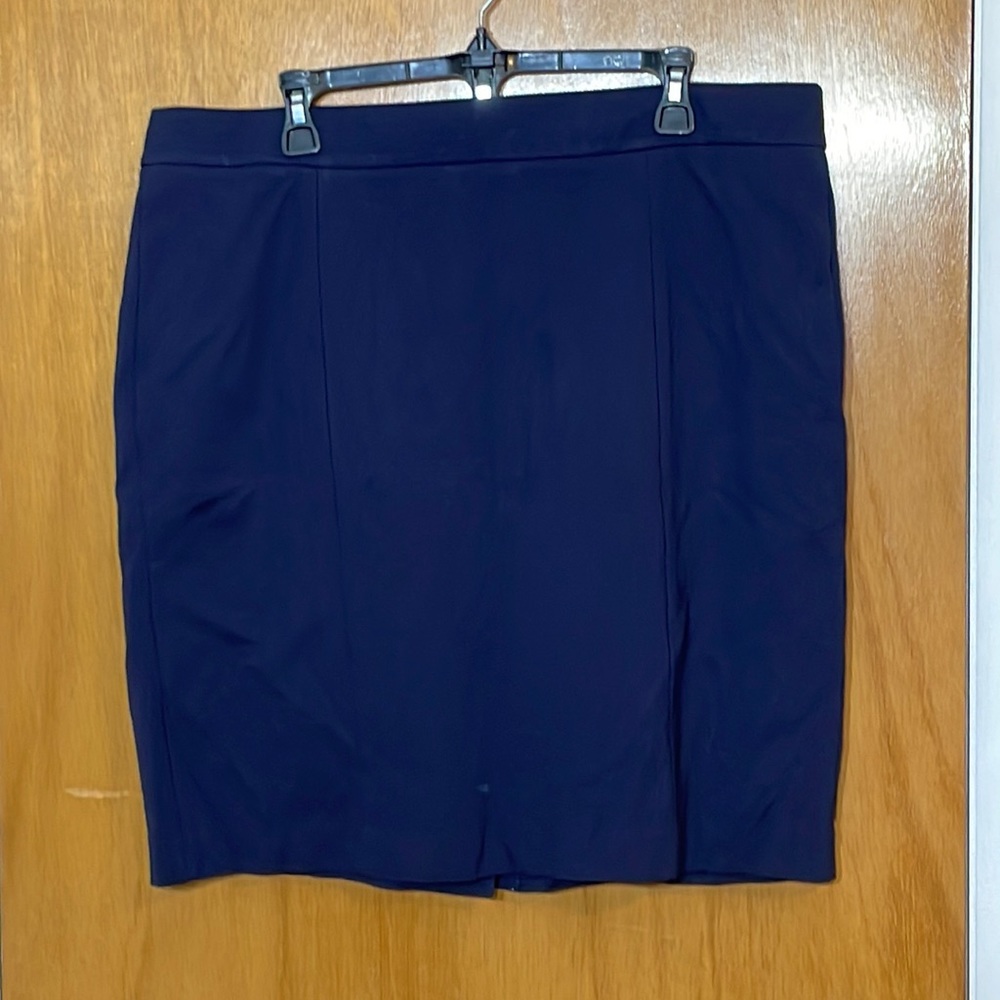 Talbots Womens 16 Petites 16P Navy Blue Stretchy Skirt